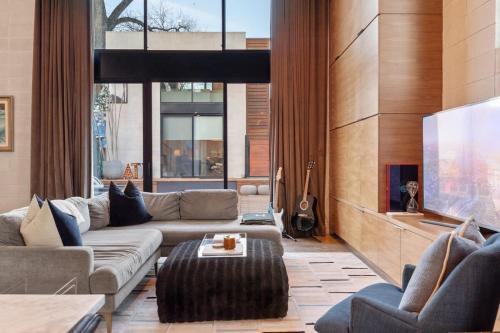Luxe Villa Austin Oasis in Austin, USA