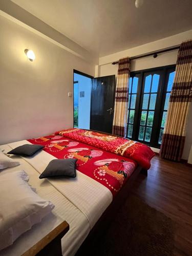 Deluxe Double Room image 1