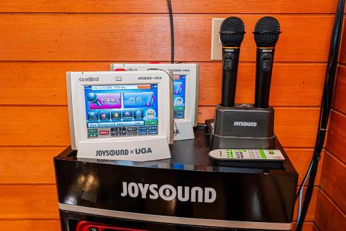 JoYSOUNDカラオケBBQや麻雀セット完備断崖の上に建てられた大型貸別荘