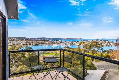 Leura Bayview Retreat - close to CBD&Air port