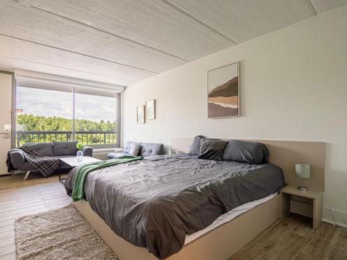 Delightful 1BR Condo Next to Disney With Lake view in Vineland, USA