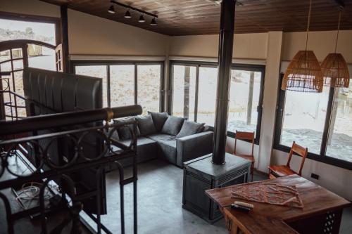 Koplietošanas atpūtas telpa ar TV, Cabaña en Tala Cruz a 9km de Villa Cañada del Sauce (Cabana en Tala Cruz a 9km de Villa Canada del Sauce) in Villa Amancay