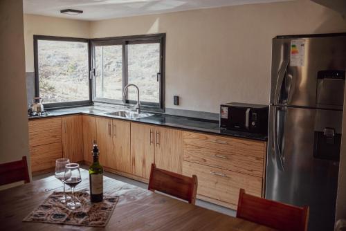 virtuve, Cabaña en Tala Cruz a 9km de Villa Cañada del Sauce (Cabana en Tala Cruz a 9km de Villa Canada del Sauce) in Villa Amancay