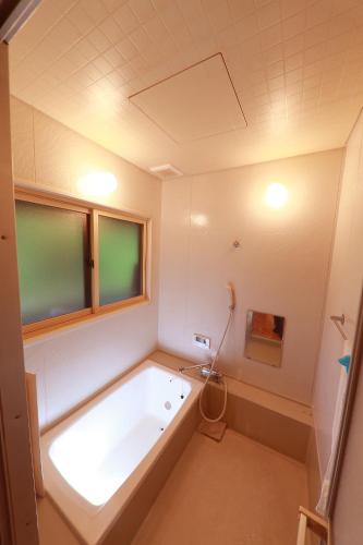 Bathroom, ミュミュレ楢谷 in Kiyomocho