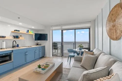 Modern Oceanfront 1 Bedroom Condo, Prime Location, Stunning Views at Beach Cove Resort photo 2