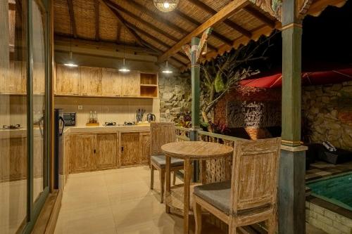 Astala Ubud Villa - Tap to explore photos