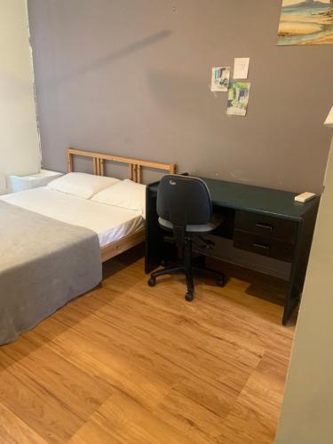 Sky BnB private room in Southport