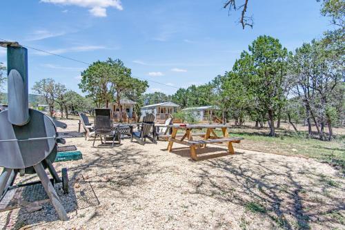 Lucky Star Ranch - Stargazer in Tarpley (TX)