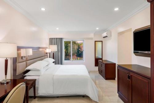 Sleeps 4