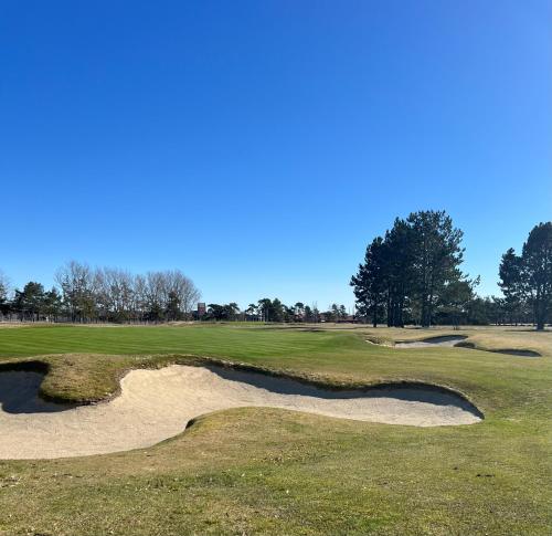 . Boende med närhet till golfbanan i Åhus