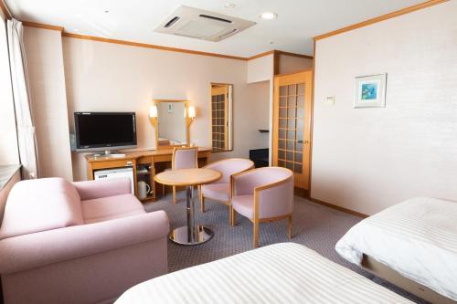 room detail thumbnail 1