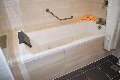 Full-sized bathtubs