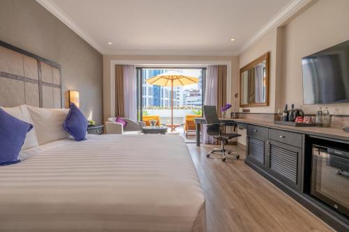 room detail thumbnail 1