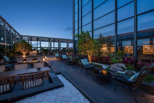 Jardín, UrCove by Hyatt Shenzhen Bay Nanyou in Nanshan Shekou