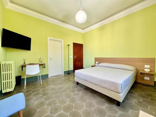 1 queen bed