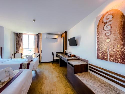 room detail thumbnail 0