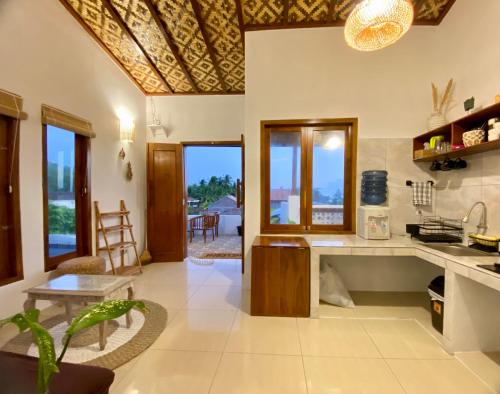 Sackstone rooftop villa in Watukarung