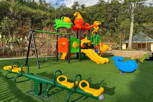 Playground, Alinson Sunset Hill near Mount Puncak (Gunung Mas Tea Hills)