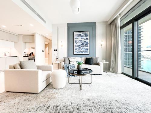 Trophy - 1BR Beachfront Retreat w Lagoon Views, Dubai (Foto 9)