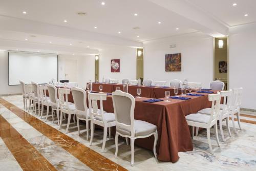 Ayre Hotel Córdoba - image 3