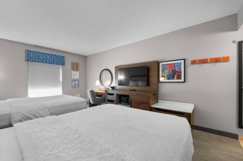 Hampton Inn & Suites - Saint Louis South Interstate 55 - image 11
