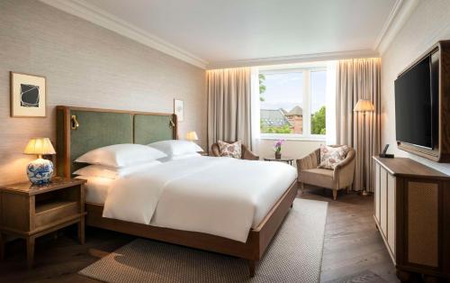 Brunfels Hotel