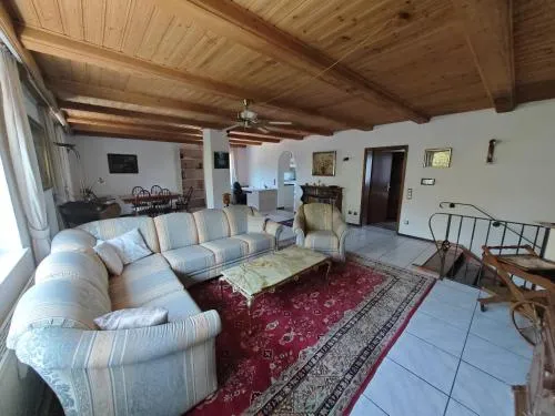 Apartment O2 - Gehobene 4-Zimmer Wohnung 145qm für 1-6 Personen 2x DZ 1x ZZ in Grafenwöhr, Deutschland