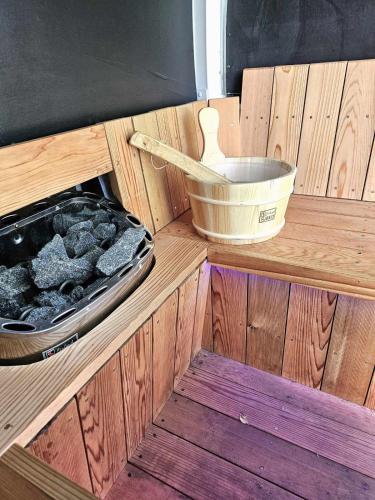 Hidden Gem of Christchurch - Sleeps 13 in Wigram