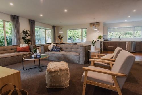Hidden Gem of Christchurch - Sleeps 13 in Wigram