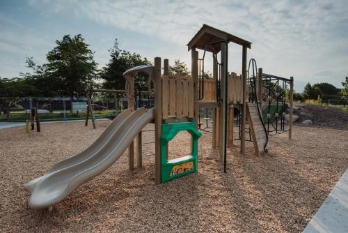 Hidden Gem of Christchurch - Sleeps 13 in Wigram