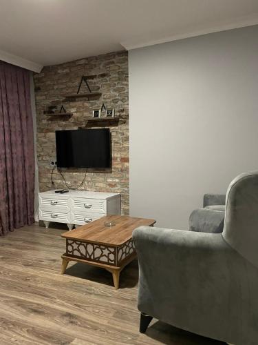 TAKSİM CMLM Suit - main image
