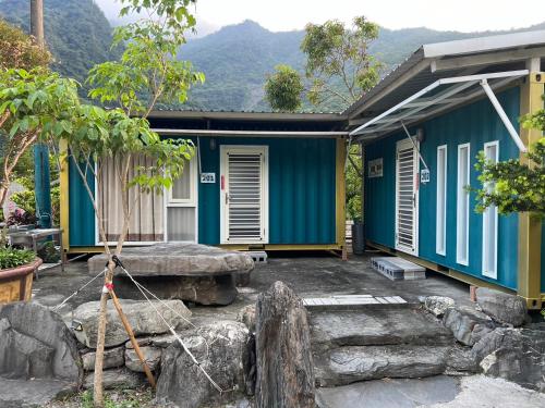 Gu Ren People Homestay in Wutai Township