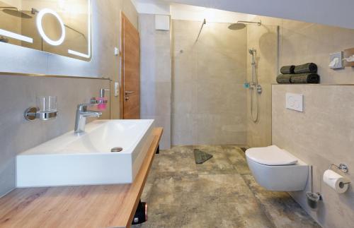 Hotel Schluister Park - image 3