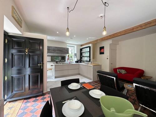 Bridge Cottage Upper Malone in เขตมอเตอร์เวย์