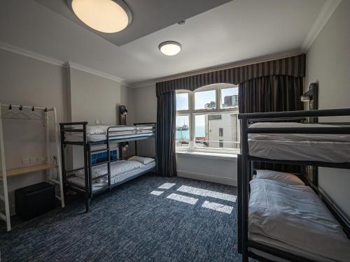YHA Brighton - image 2