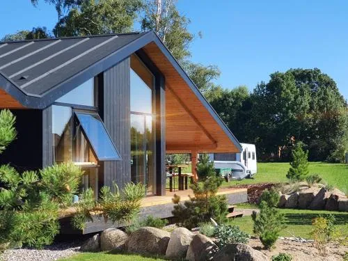 Werder Chalet -- L I E G E P L A T Z -- Ostsee Strand 150m I Sauna I eKamin I Ferienhaus an Ostsee bis 8 Pers I by "Meyers am Meer" in Boiensdorf, Deutschland
