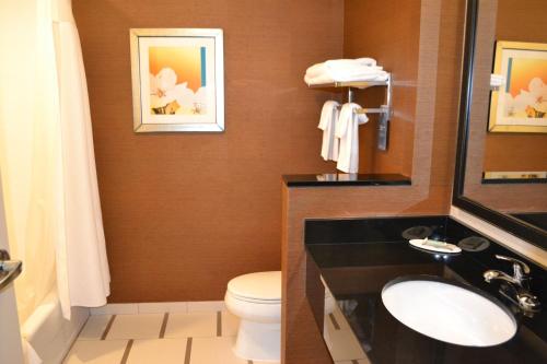 Fairfield Inn & Suites by Marriott Fort Walton Beach-West Destin - image 6