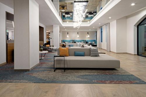 Residence Inn by Marriott Valencia in Valencia, USA