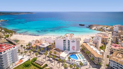 Buitenkant, Universal Hotel Perla in Manacor