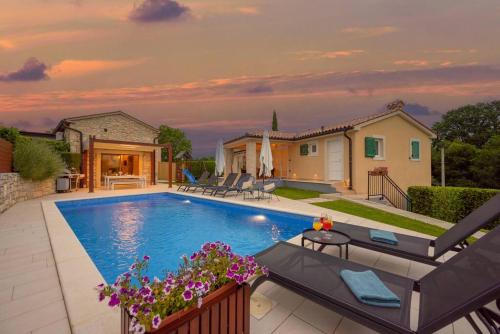 Villa Mathilda by IstriaLux in Jakačići