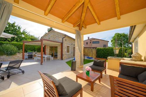 Villa Mathilda by IstriaLux in Jakačići