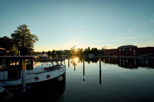 Вид, Gemütliches Wohnschiff (Gemutliches Wohnschiff) in Brandenburg an der Havel