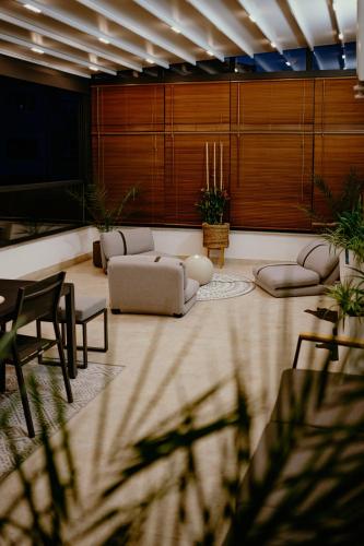 設施, Best House in 博托沙尼