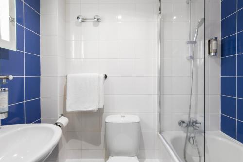 Est Hotel - image 13