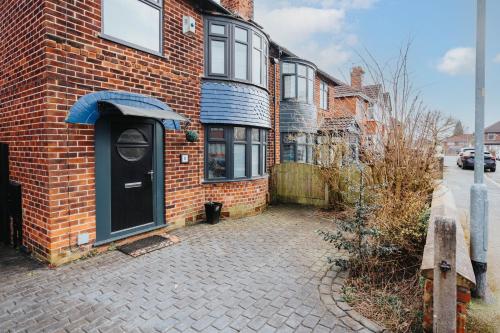 Manchester Business and Leisure Home with Free Parking, Manchester (photo 10)
