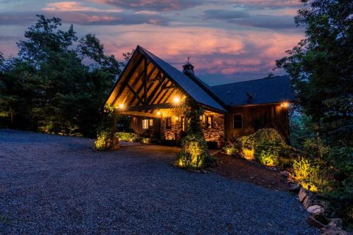 Gaga Heights in Blue Ridge, USA