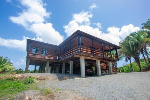 Mountain House Palmetto Bay with Private Pool in Palmetto Bay