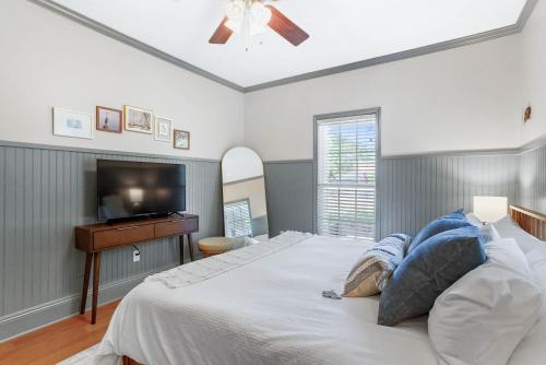 Artistic Downtown Home With Speakeasy Game Room Artistic Downtown Home With Speakeasy Game Room