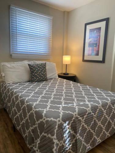 Sleeps 16 with 11 Beds 6 Bedrooms plus WIFI, Dayton (Foto 3)