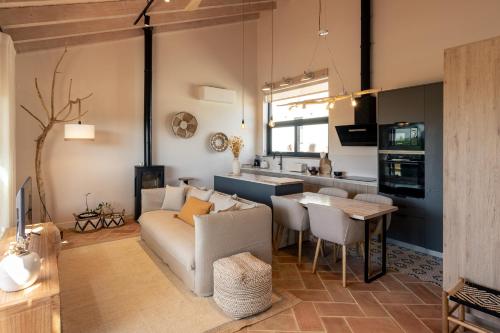 Kitchen, Alfarrobeiras Nature Agro Turismo in Arrochela
